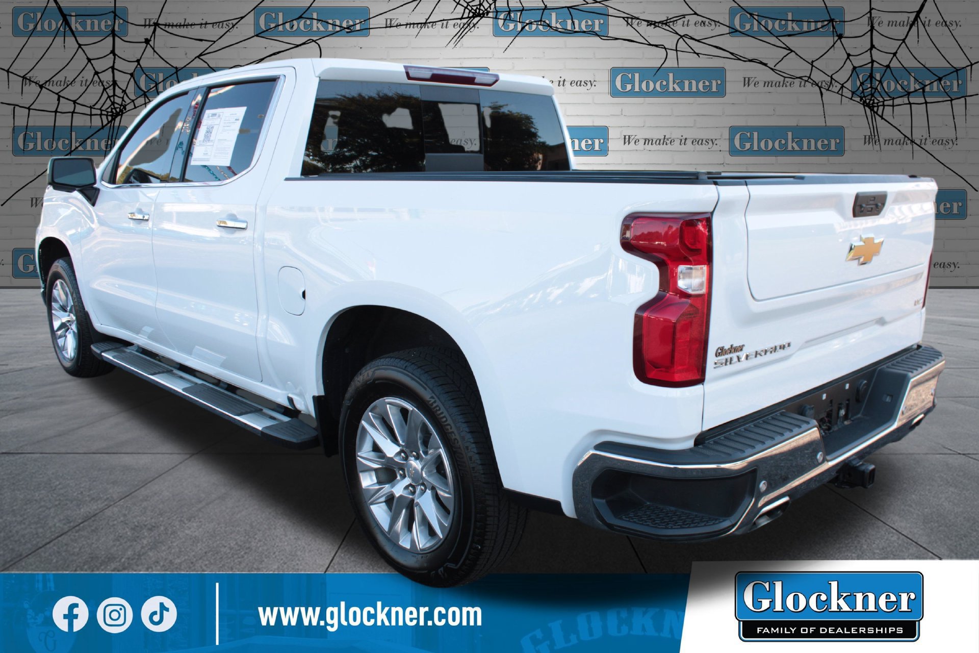 Used 2022 Chevrolet Silverado 1500 LTZ w/ LTZ Convenience Package II AWD/4WD image 8