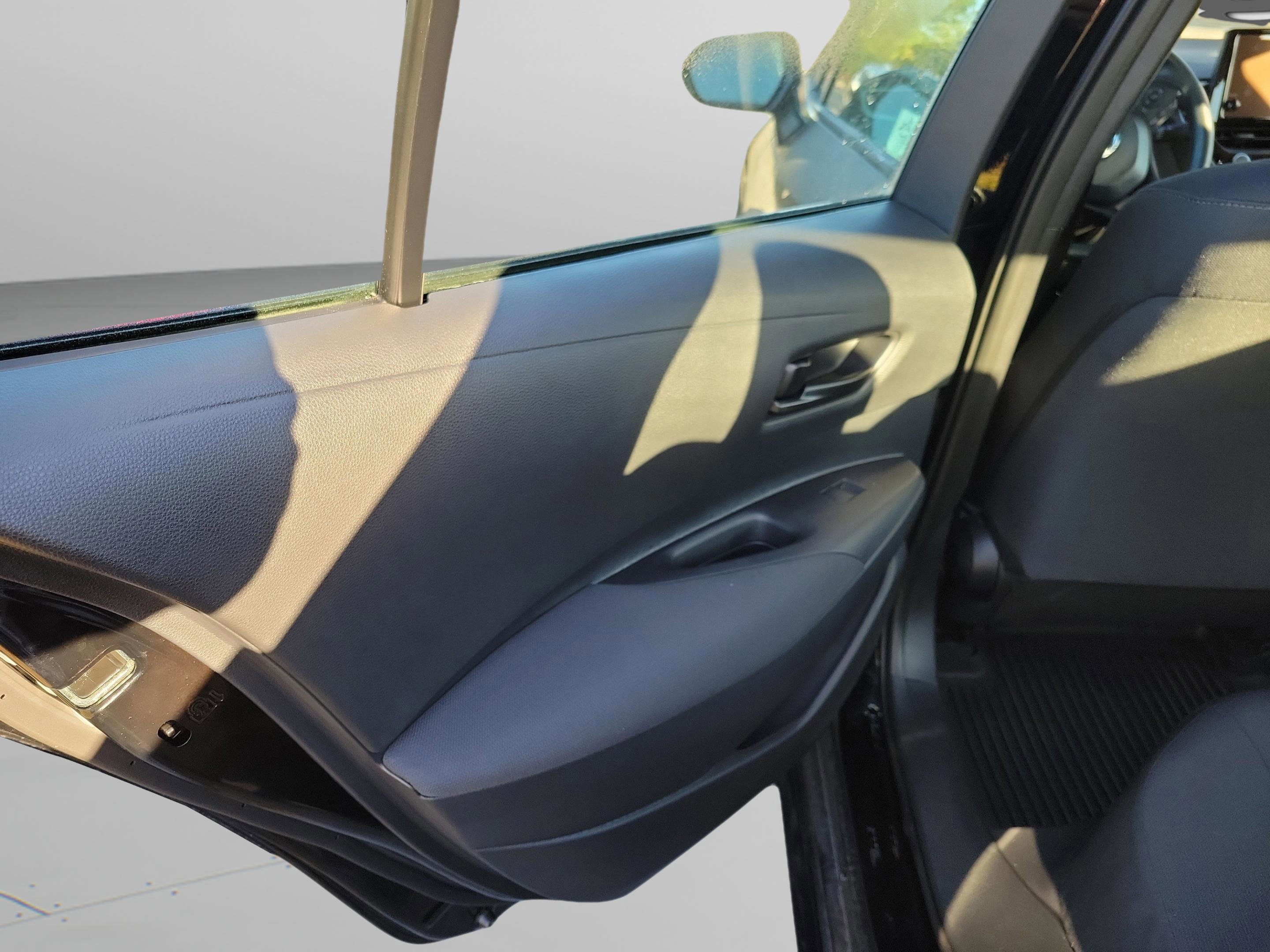 Certified 2025 Toyota Corolla LE image 8