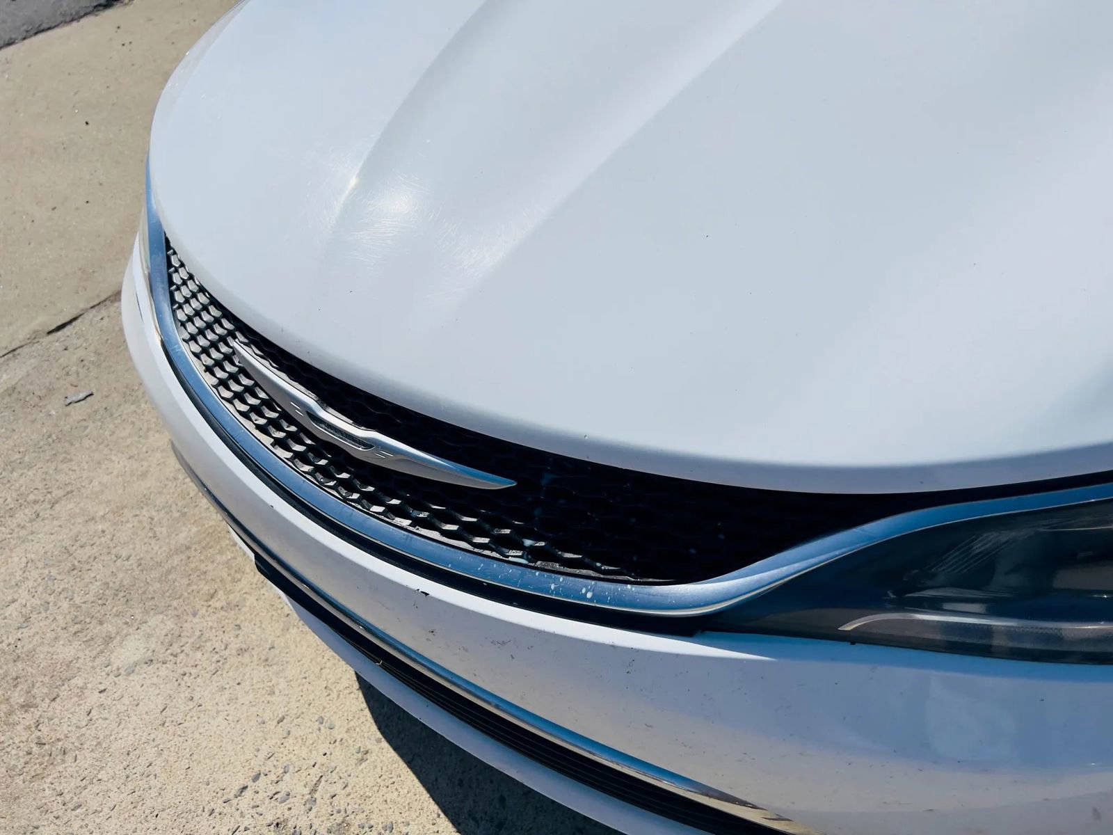 Used 2015 Chrysler 200 Limited w/ Convenience Group FWD image 28