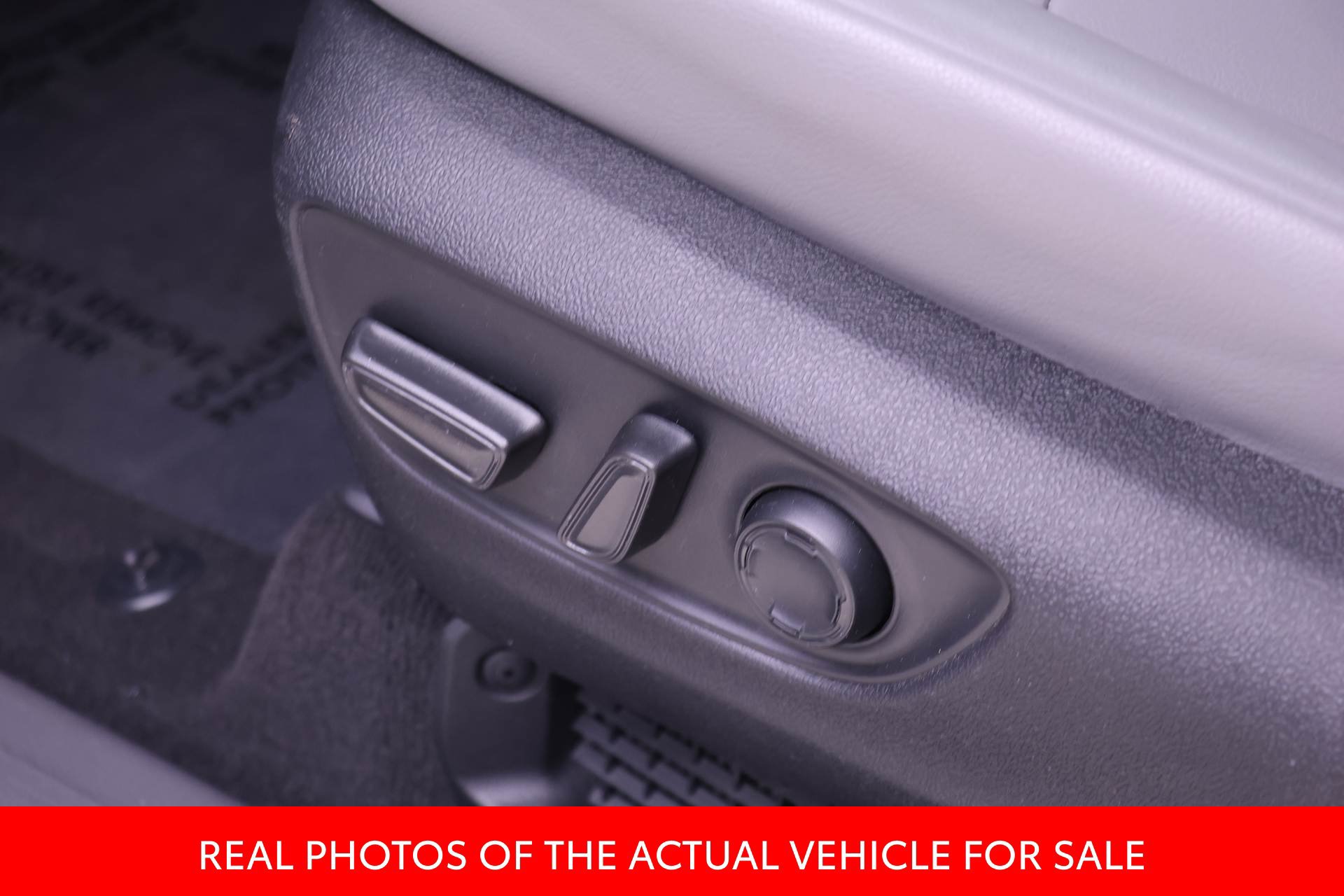 Used 2022 Toyota Sienna XLE FWD image 15