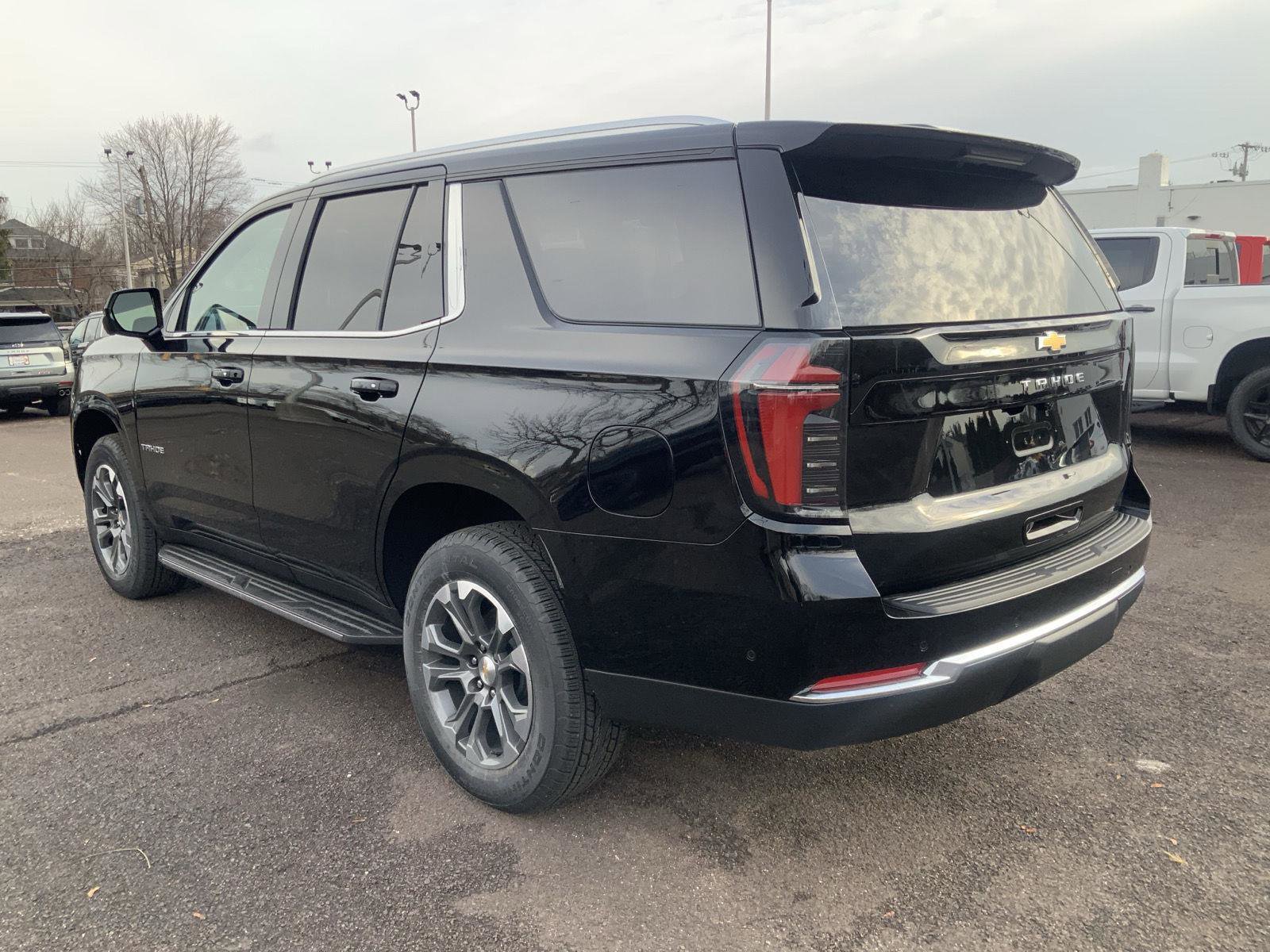 New 2026 Chevrolet Tahoe LS image 5