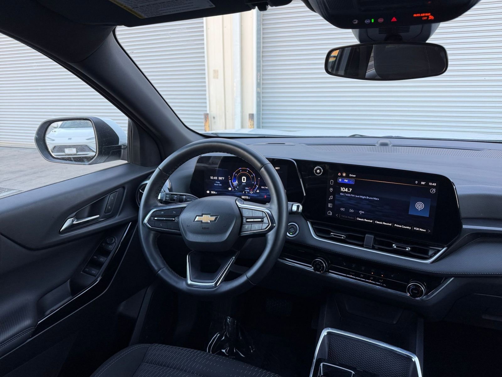 Used 2025 Chevrolet Equinox LT FWD image 34