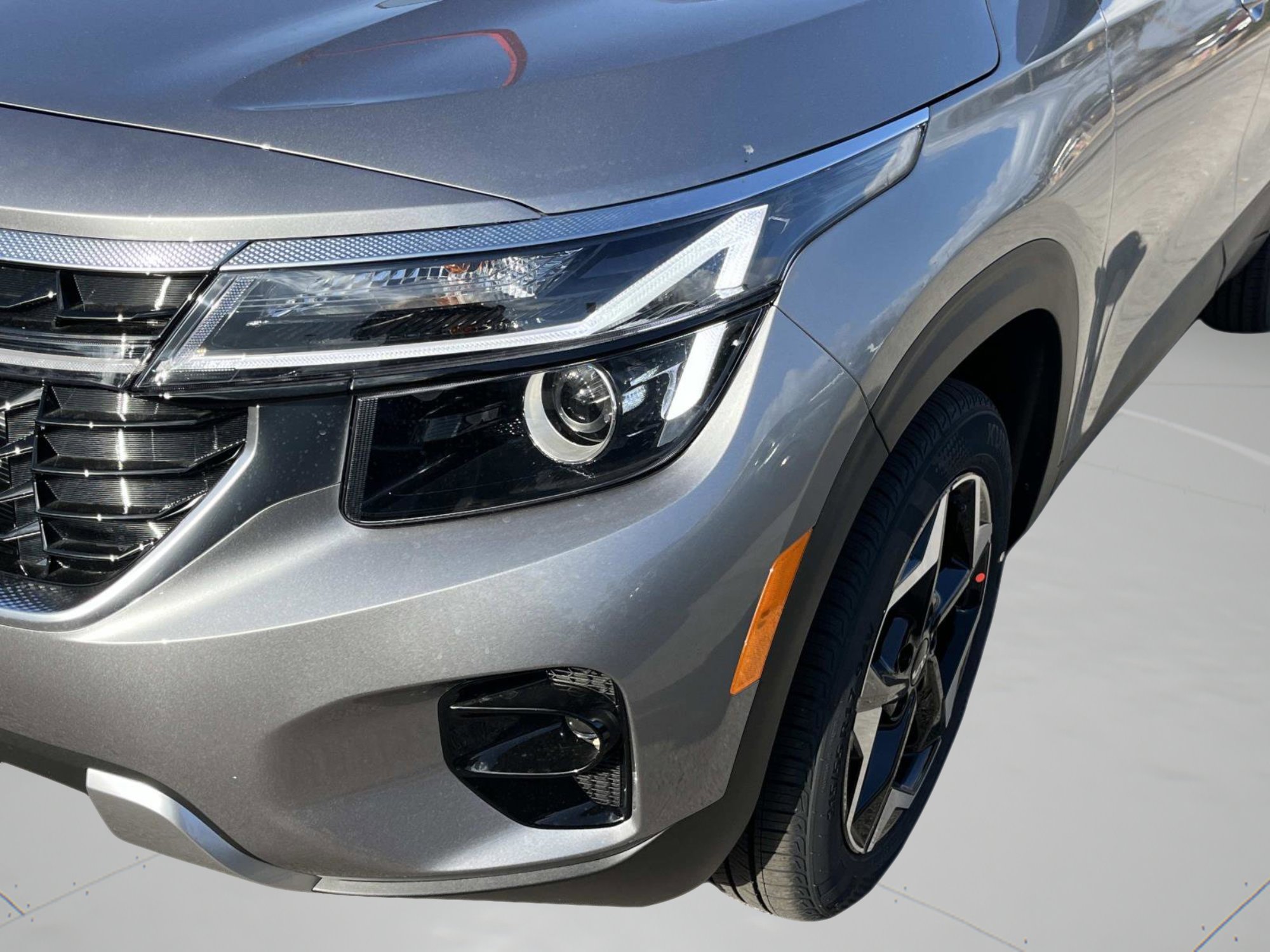 New 2026 Kia Seltos S image 9