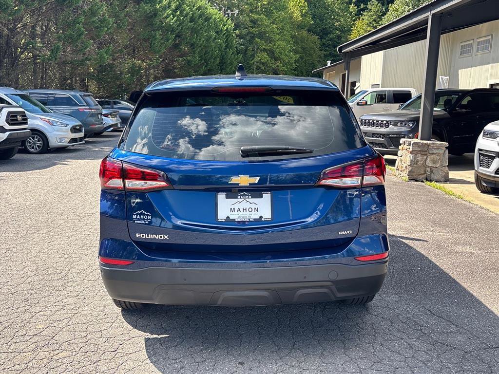 Used 2022 Chevrolet Equinox LS AWD/4WD image 6