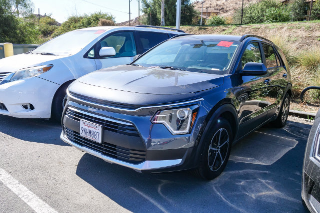 Certified 2024 Kia Niro LX FWD image 4