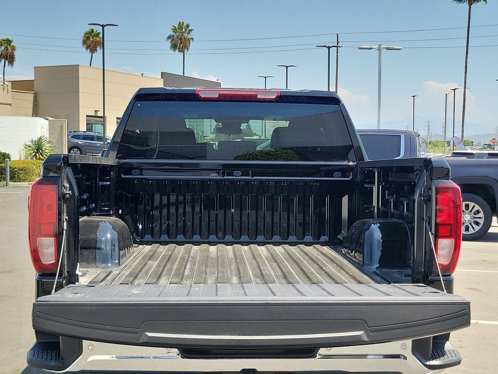 Used 2026 GMC Sierra 1500 Pro w/ Pro Value Package AWD/4WD image 8