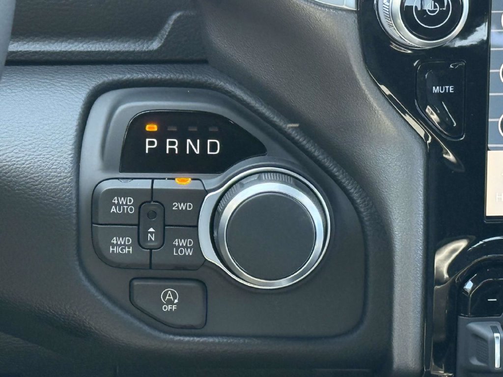 New 2026 RAM 1500 Big Horn AWD/4WD image 21