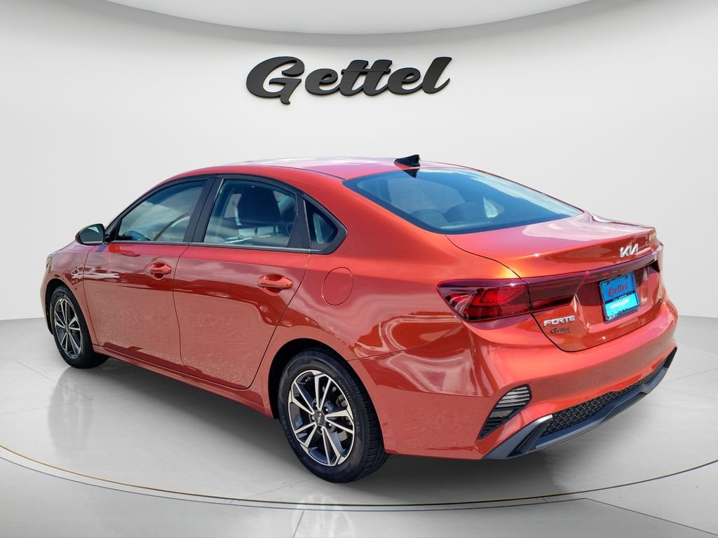 Used 2023 Kia Forte LXS FWD image 7
