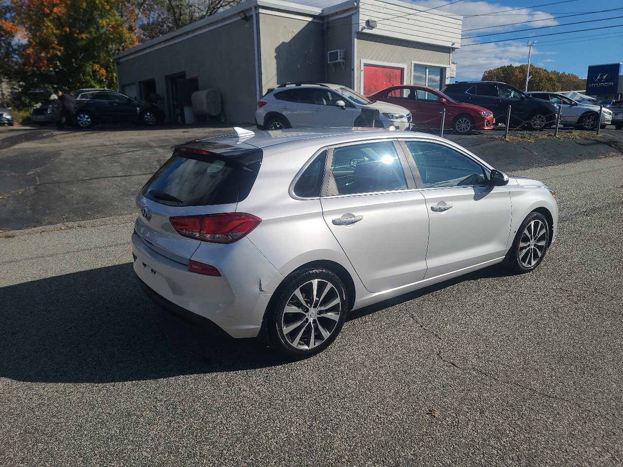 Used 2018 Hyundai Elantra GT w/ Style Package 02 FWD image 7