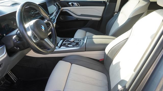 Used 2024 BMW X7 xDrive40i w/ Executive Package AWD/4WD image 21