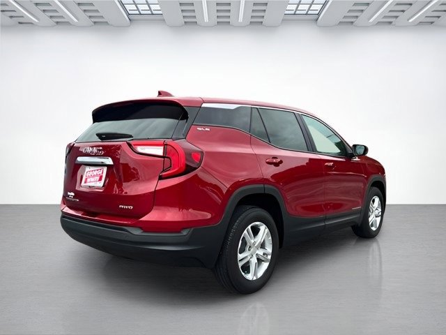 Used 2023 GMC Terrain SLE image 5