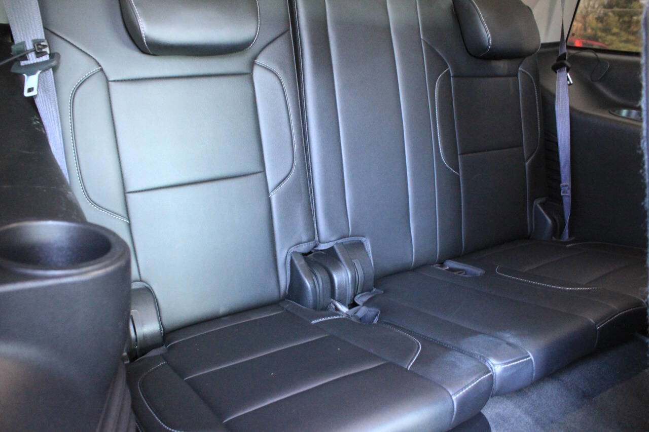 Used 2015 Chevrolet Tahoe LT image 16