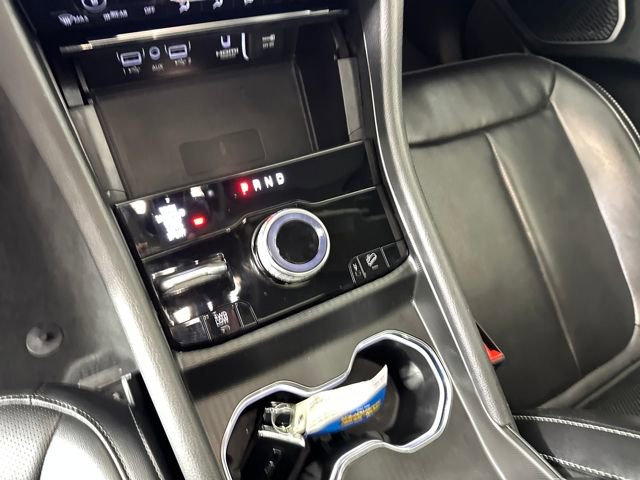 Used 2023 Jeep Grand Cherokee 4WD 4xe w/ Luxury Tech Group II image 20