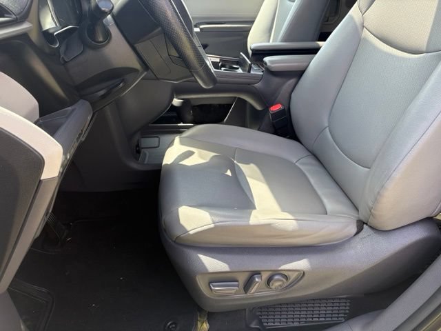 Used 2021 Toyota Sienna XLE AWD/4WD image 10