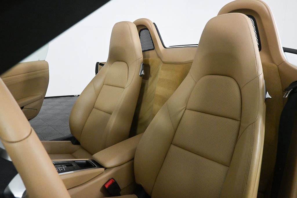 Used 2013 Porsche Boxster RWD image 5