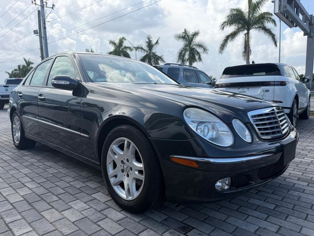 Used 2004 Mercedes-Benz E 320 Sedan image 1