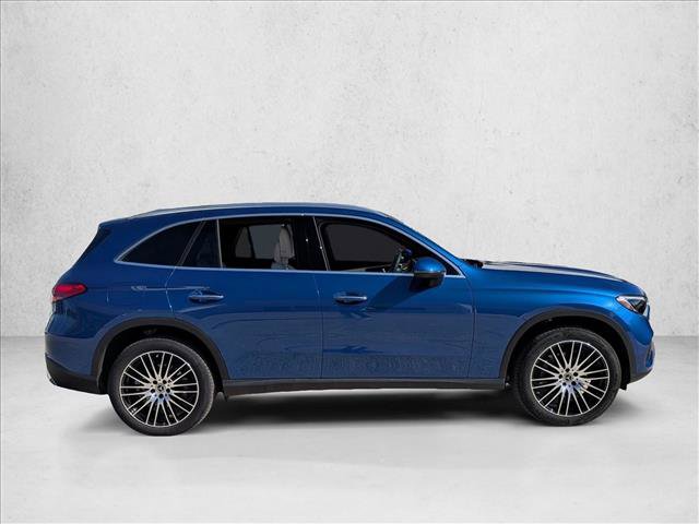 Certified 2026 Mercedes-Benz GLC 300 4MATIC image 4