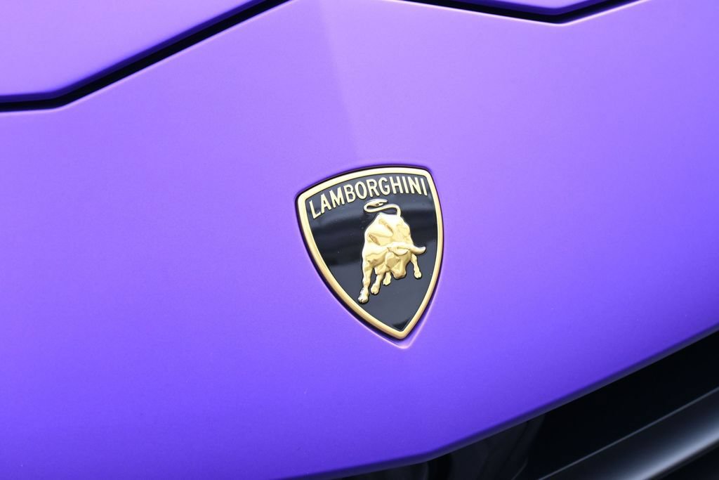 Used 2024 Lamborghini Urus S AWD/4WD image 13