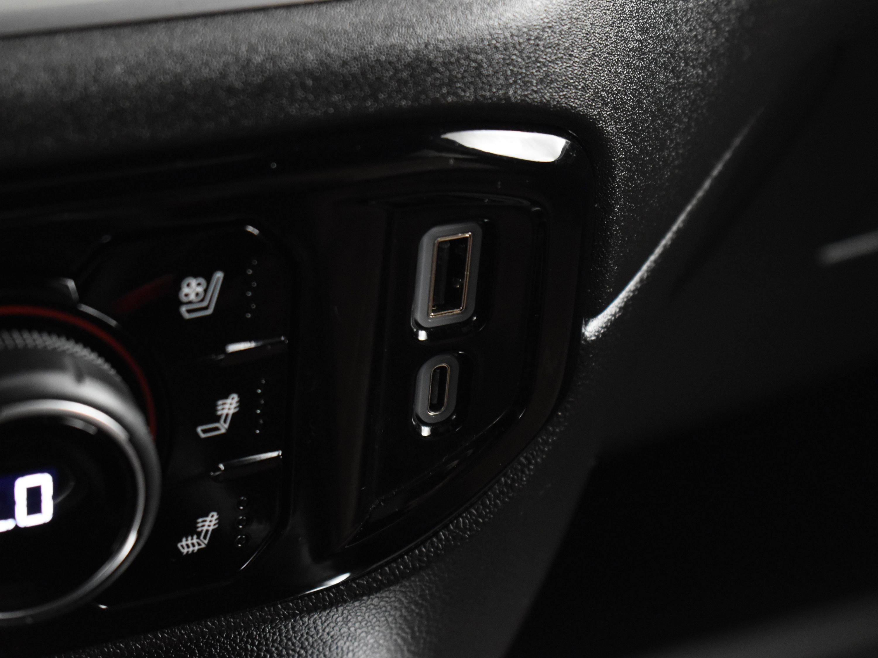 Used 2025 Chevrolet Silverado 2500 High Country w/ High Country Premium Package image 51