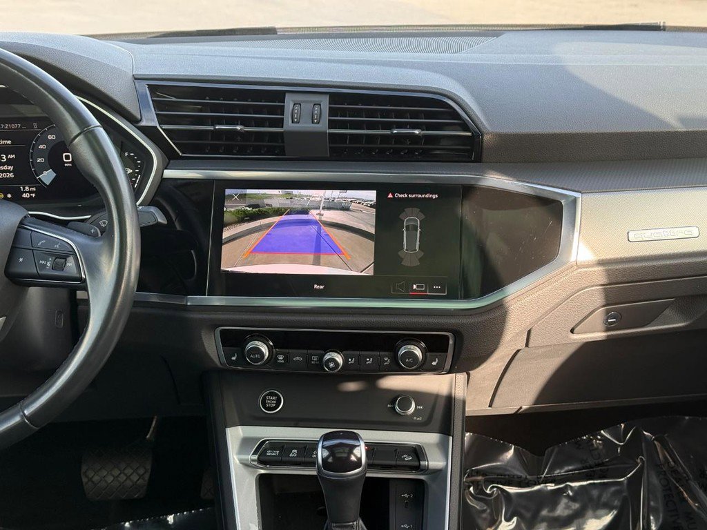 Used 2023 Audi Q3 2.0T Premium image 16