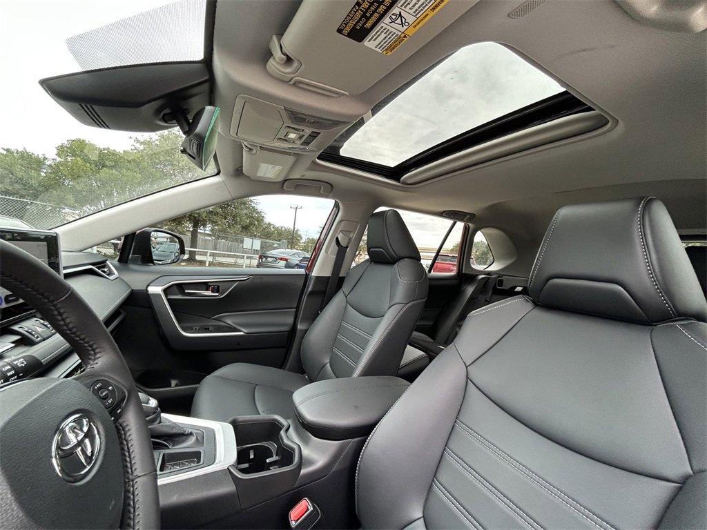 Used 2024 Toyota RAV4 XLE Premium image 12