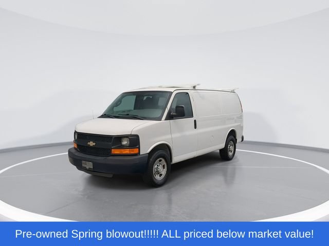 Used 2016 Chevrolet Express 2500 RWD image 4