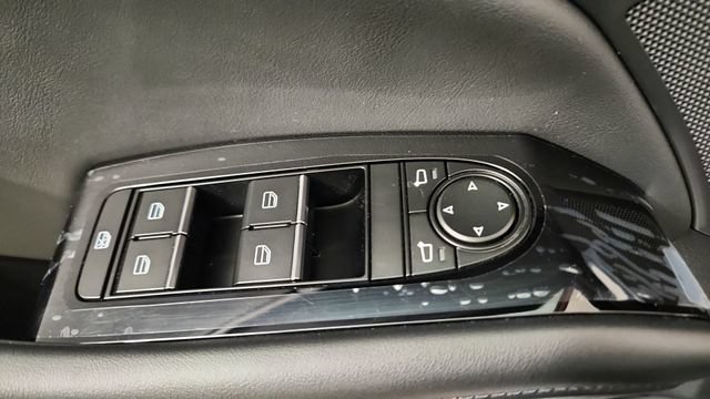 New 2026 MAZDA MAZDA3 s FWD image 10