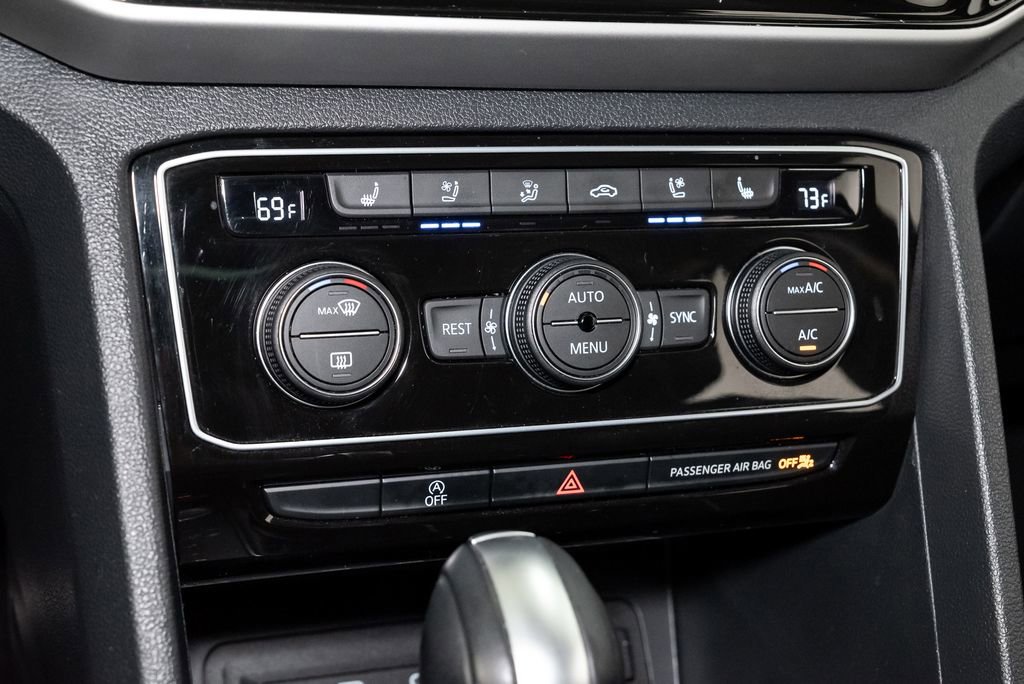 Used 2023 Volkswagen Atlas SEL Premium image 23