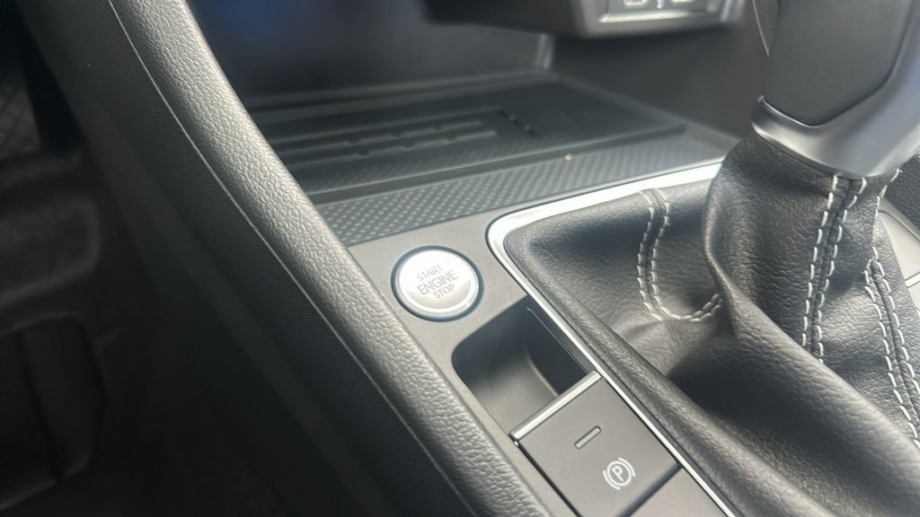 New 2027 Volkswagen Jetta SE FWD image 23
