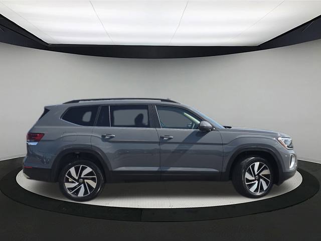 New 2026 Volkswagen Atlas SE image 8