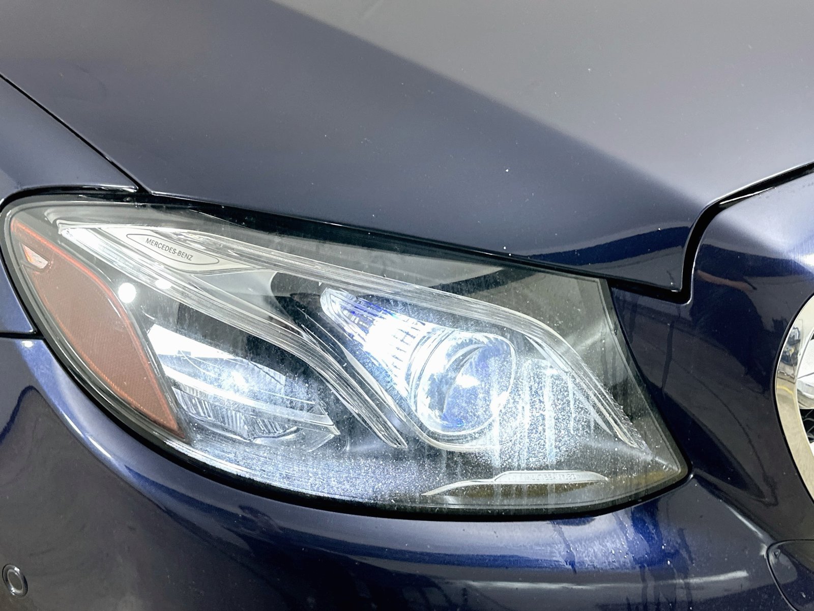 Used 2018 Mercedes-Benz E 300 4MATIC image 9