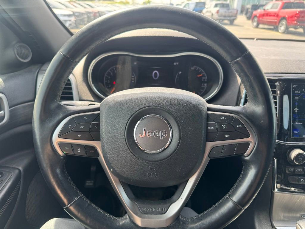 Used 2021 Jeep Grand Cherokee Laredo X AWD/4WD image 25