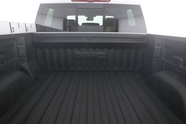 Used 2025 GMC Sierra 1500 AT4 w/ Technology Package AWD/4WD image 30