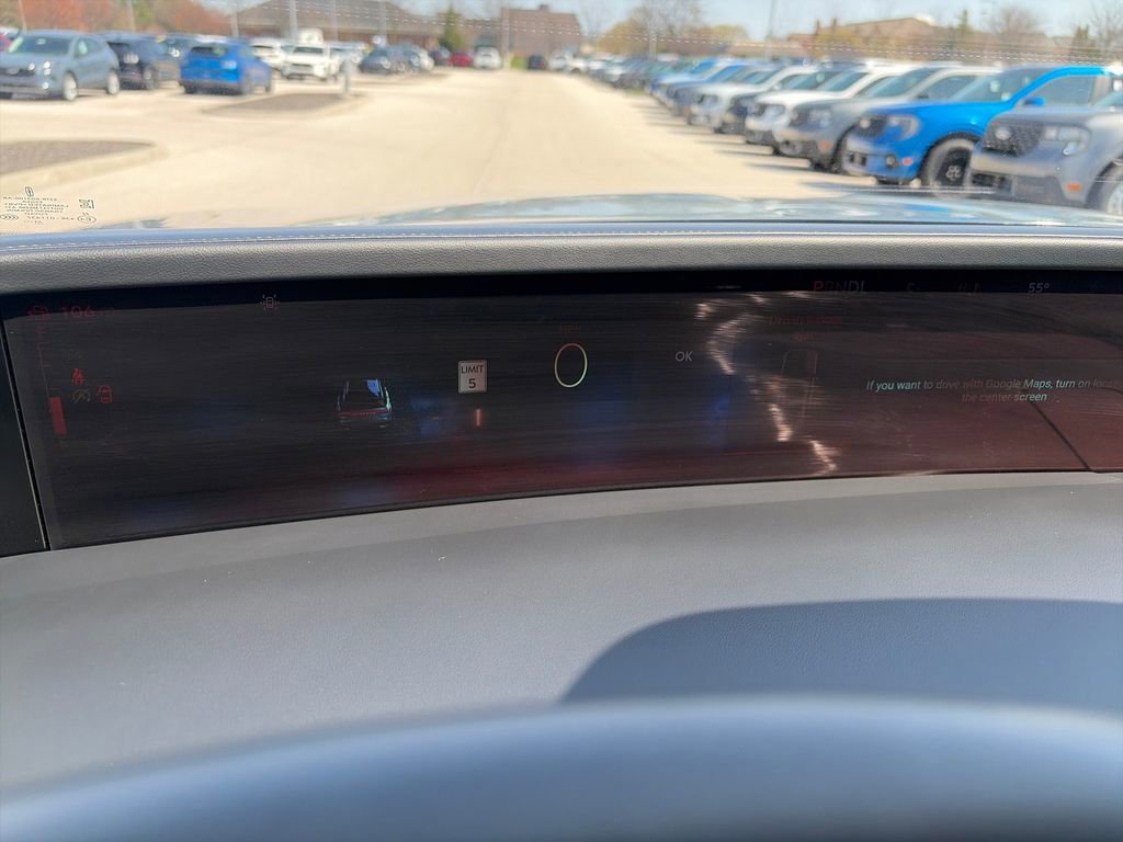 Used 2025 Lincoln Nautilus Premier AWD/4WD image 18