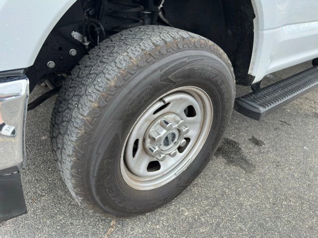 Used 2022 Ford F350 XL w/ Power Equipment Group AWD/4WD image 11