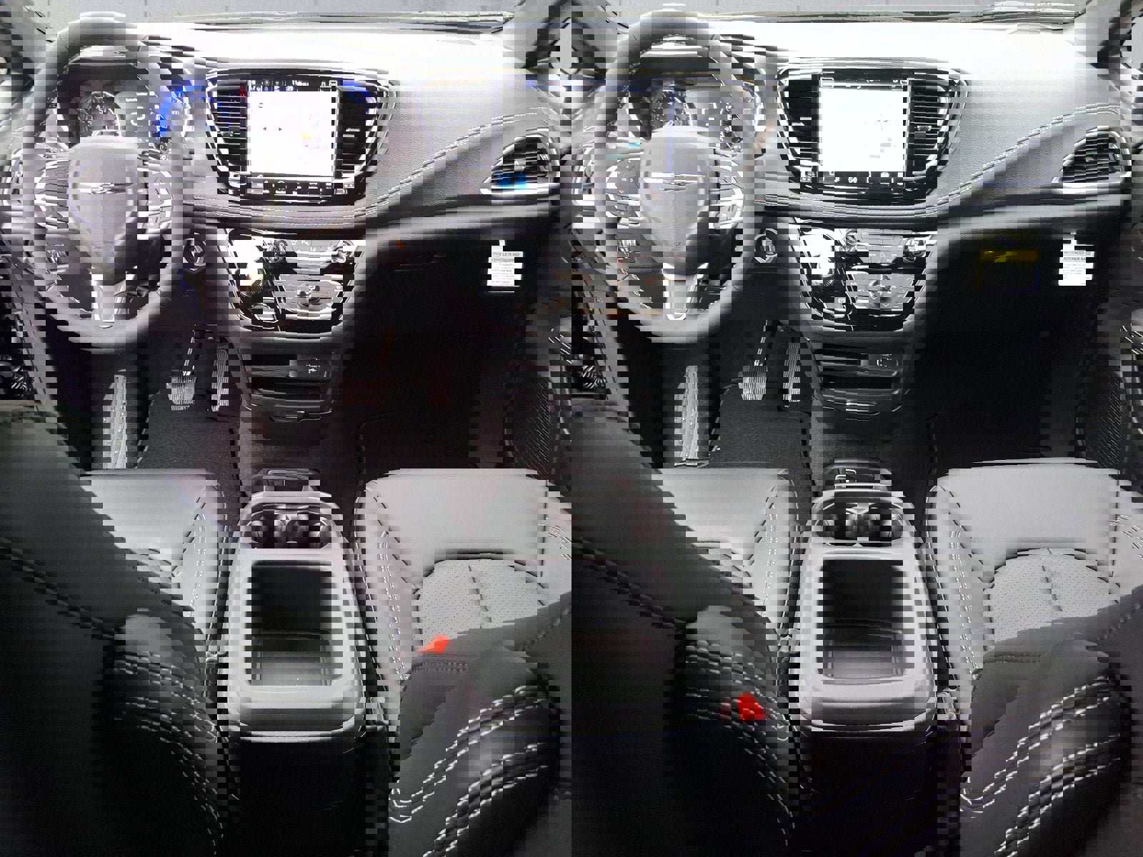 New 2026 Chrysler Pacifica Select image 11