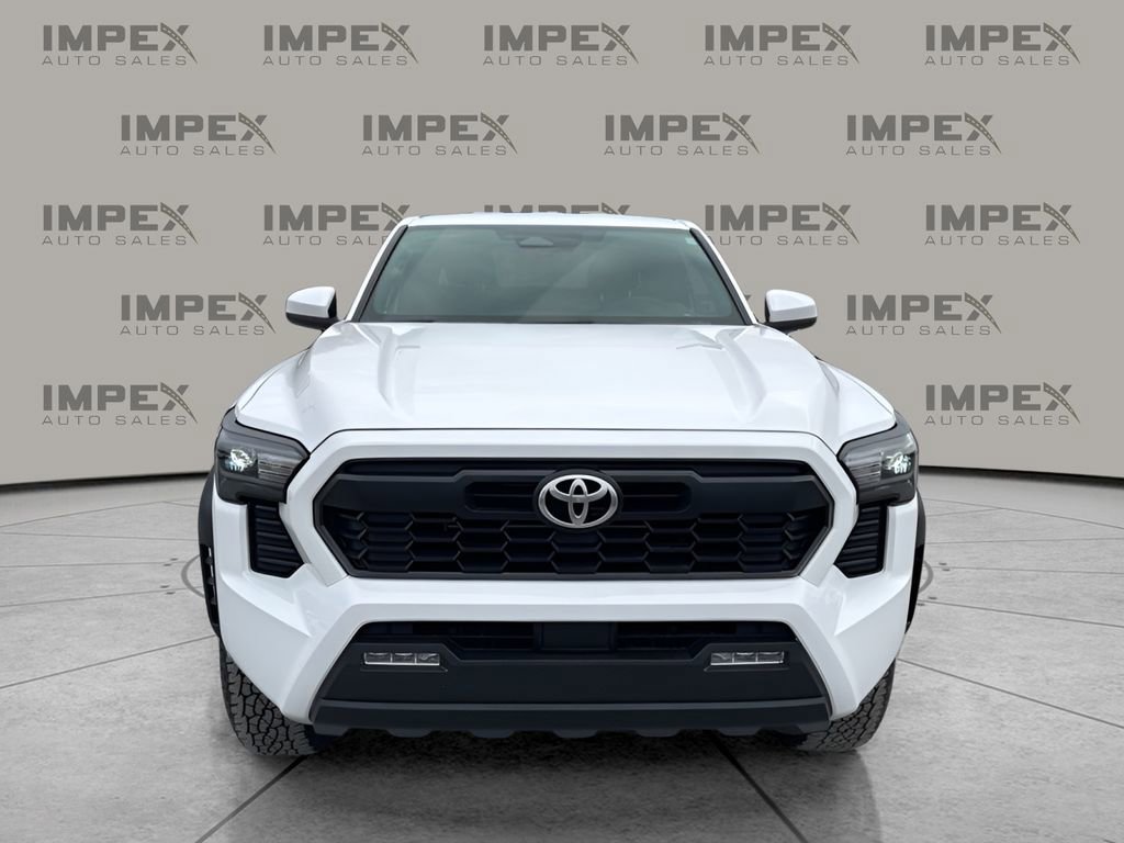 Used 2025 Toyota Tacoma TRD Off-Road image 8