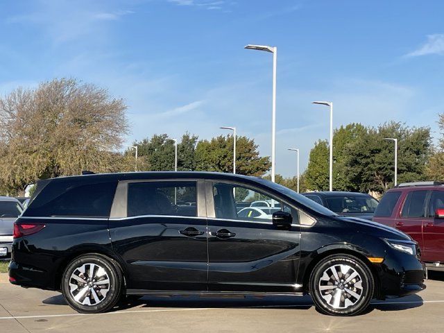 Used 2025 Honda Odyssey EX-L image 3