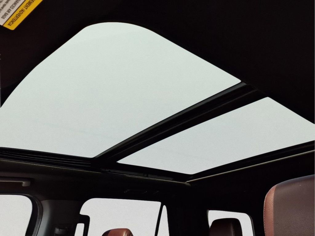 Used 2023 Ford Expedition Limited image 21