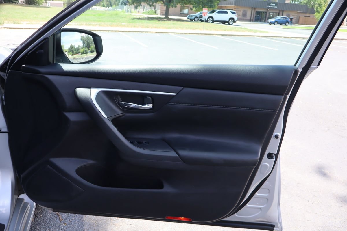 Used 2018 Nissan Altima 2.5 SL FWD image 26