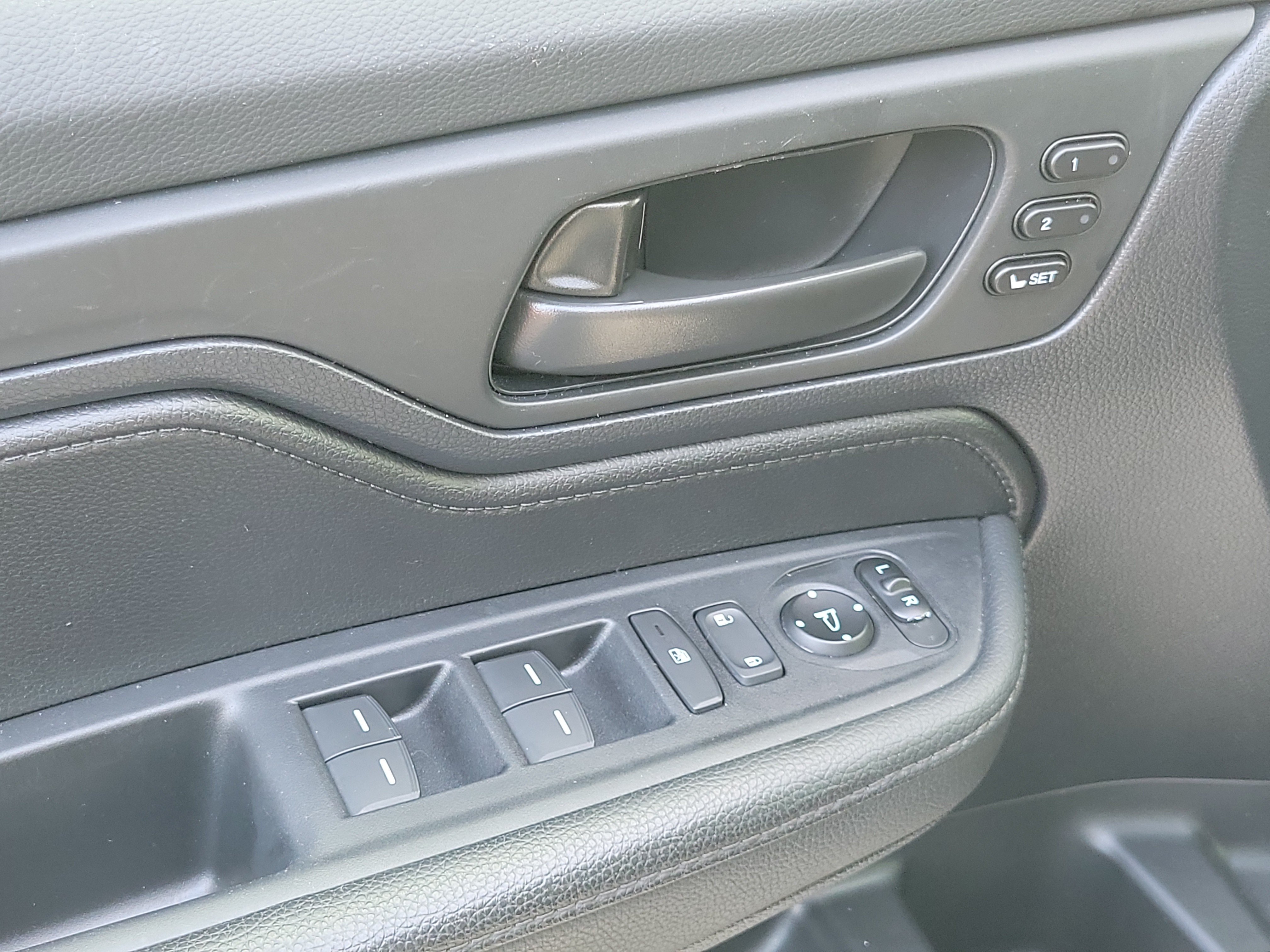 Used 2024 Honda Odyssey Sport image 16