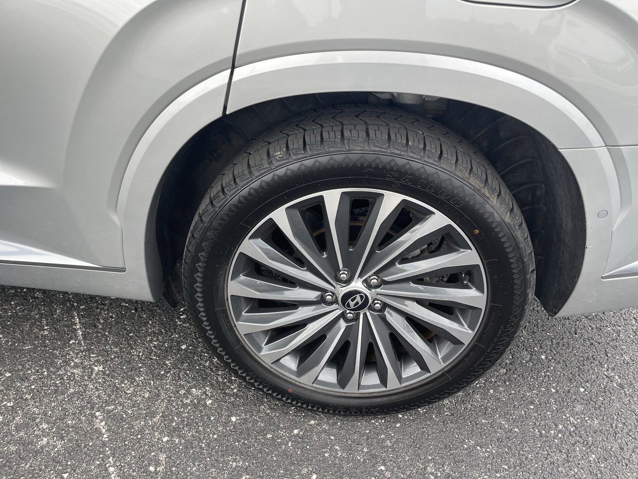 Used 2024 Hyundai Palisade Calligraphy FWD image 34