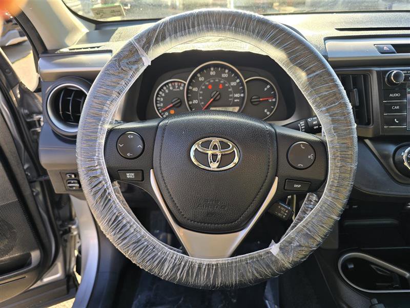 Used 2016 Toyota RAV4 LE image 16