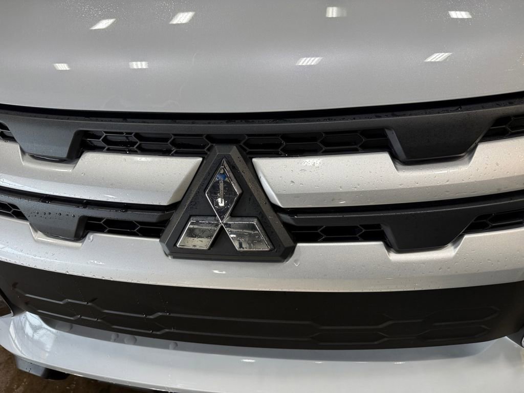 New 2026 Mitsubishi Outlander Sport ES image 30