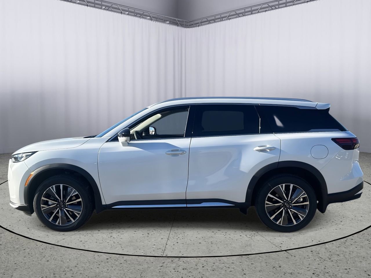 New 2026 INFINITI QX60 Luxe w/ Cargo Package image 3