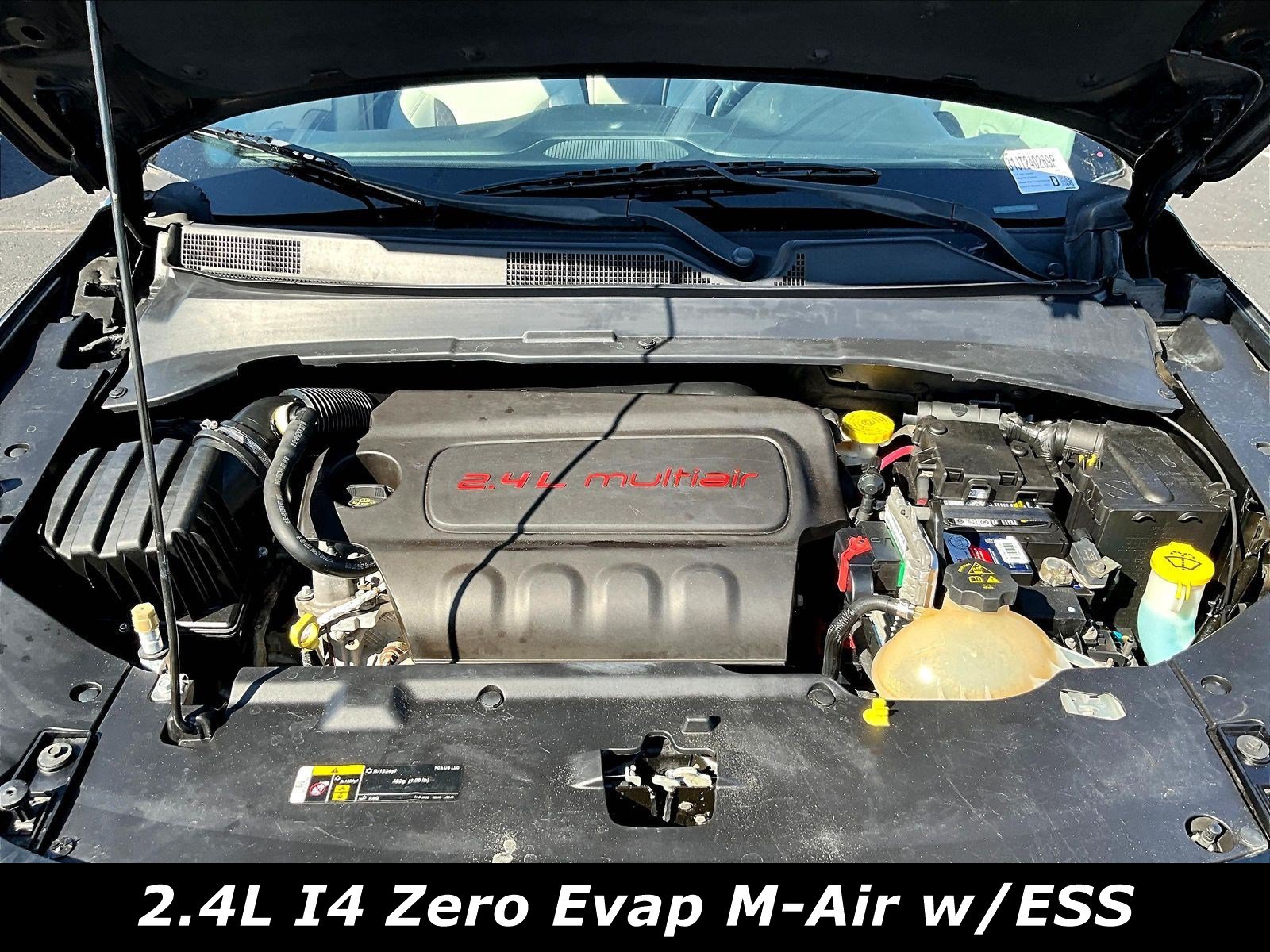 Used 2018 Jeep Compass Latitude w/ Popular Equipment Group FWD image 29
