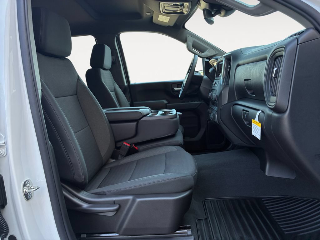 New 2026 Chevrolet Silverado 2500 Custom w/ Custom Value Package AWD/4WD image 15