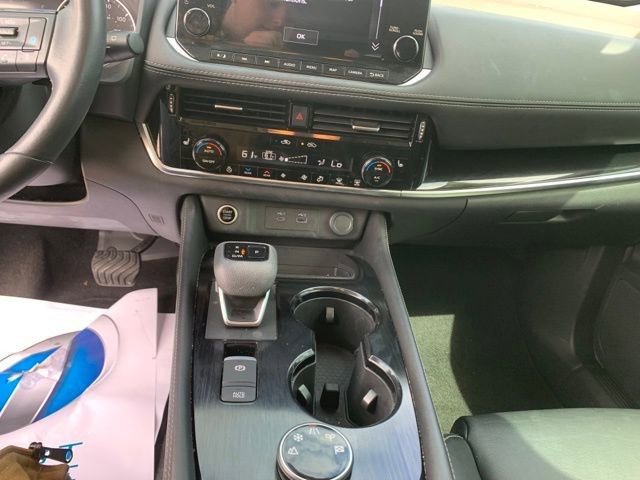 Used 2023 Nissan Rogue SL w/ SL Premium Package image 24