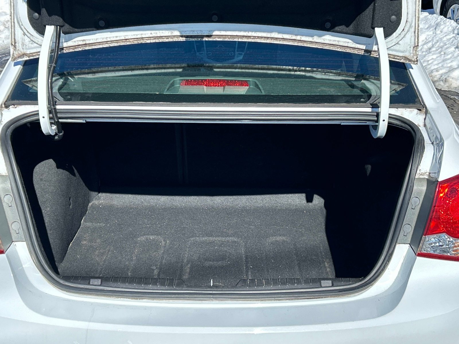 Used 2015 Chevrolet Cruze LT image 12