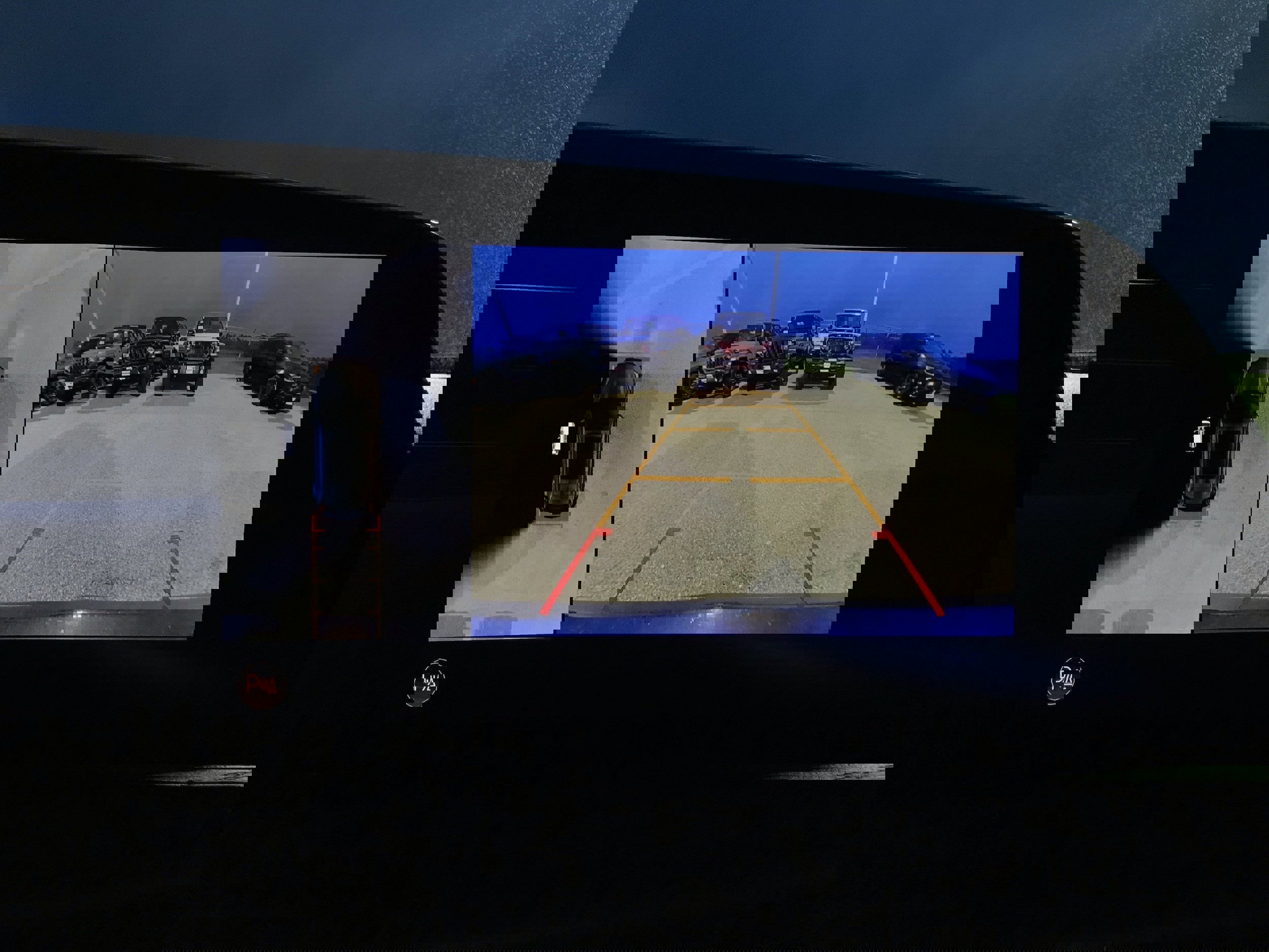 Used 2025 Cadillac XT4 Premium Luxury image 32